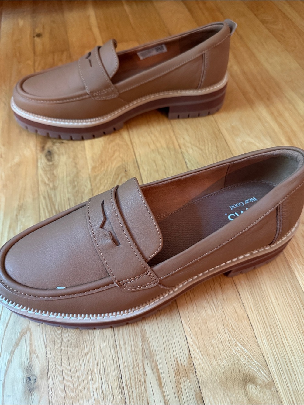 Toms Women’s Cara Loafers - Picture 2 of 5